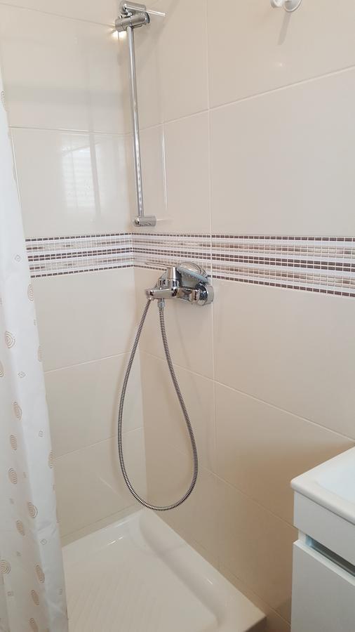 Apartman Baric Севид Екстериор снимка