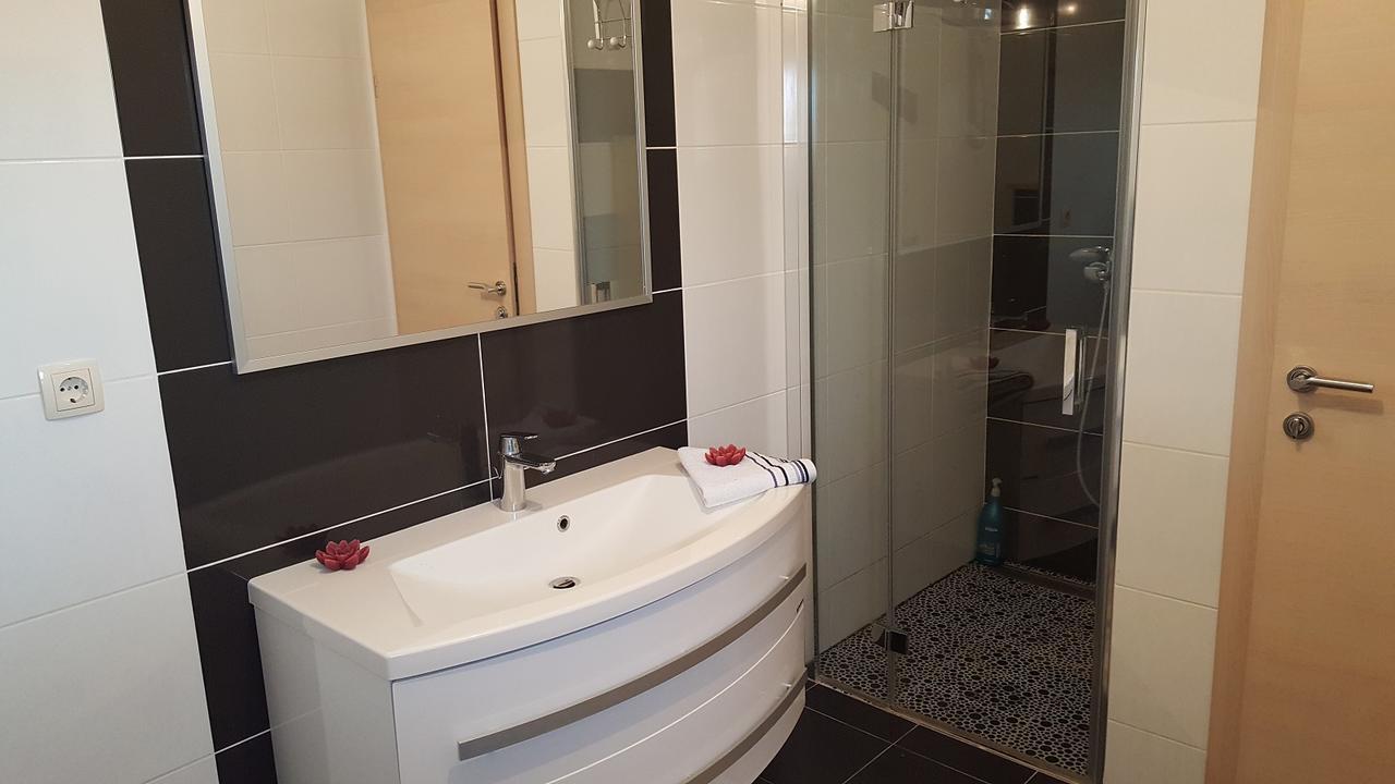 Apartman Baric Севид Екстериор снимка