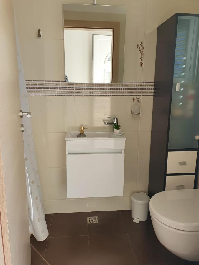 Apartman Baric Севид Екстериор снимка