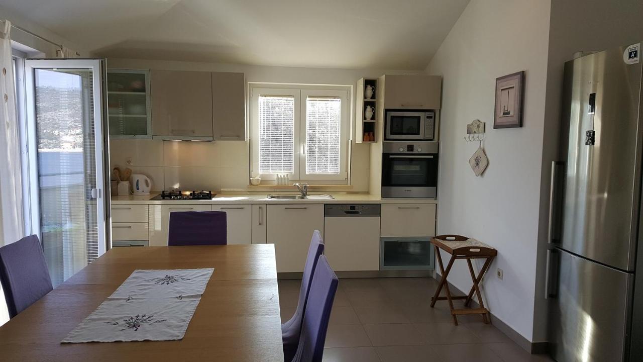 Apartman Baric Севид Екстериор снимка